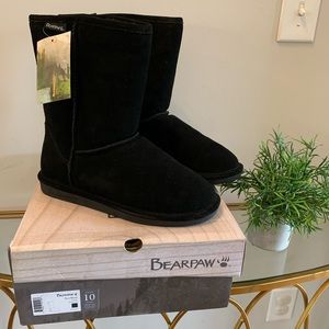 NWT BearPaw size 10 black Eva short boots